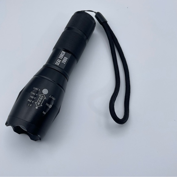 SEAL Torch 2000 Tactical LED Flashlight Black - Picture 3 of 15
